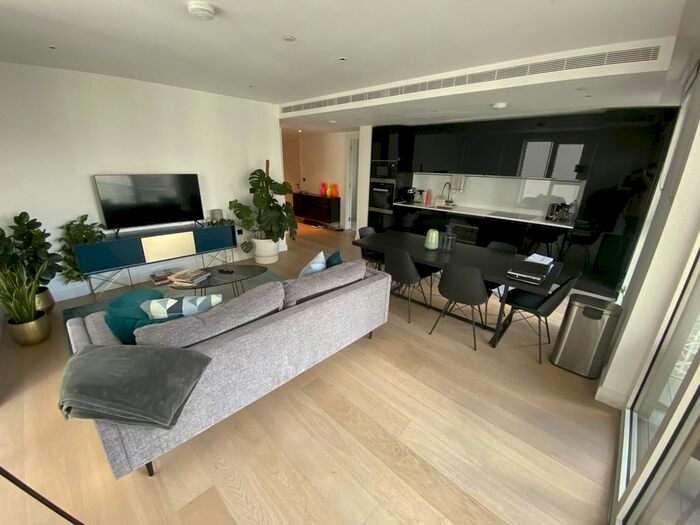 2 Bedroom Flat To Rent In Fountain Park Way, London, W12