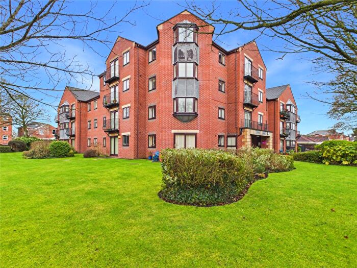 2 Bedroom Apartment For Sale In St. Pauls Street, Southport, Merseyside, PR8