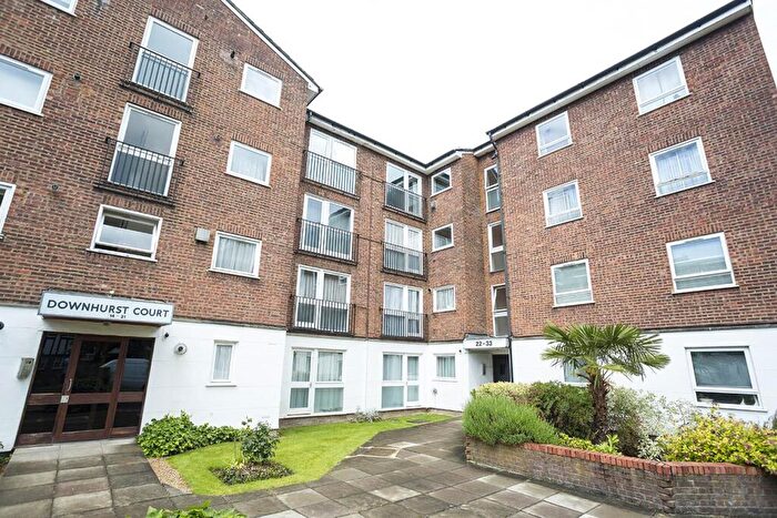 2 Bedroom Apartment To Rent In Downhurst Court, Parson Street, Hendon, NW4