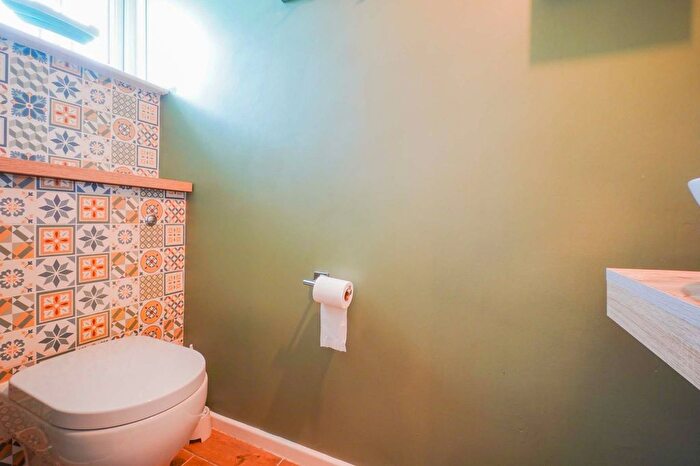 3 Bedroom Detached House For Sale In Briar Meads, Oadby, Leicester, LE2