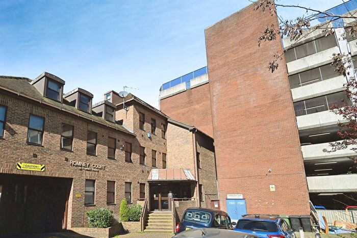 2 Bedroom Flat For Sale In Romney Place, Maidstone, ME15