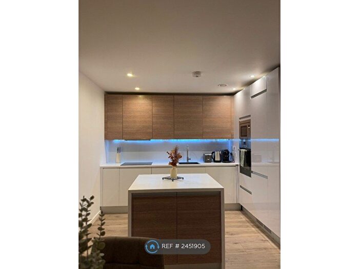 2 Bedroom Flat To Rent In Marque House, Cambridge, CB2