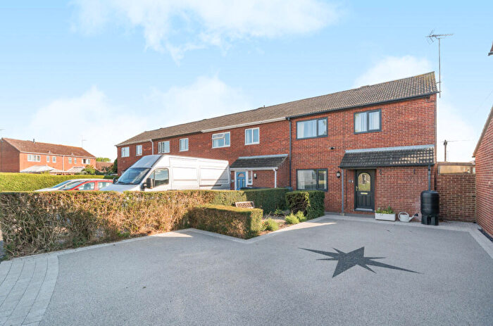 3 Bedroom End Of Terrace House For Sale In Tug Wilson Close, Northway, Tewkesbury, GL20