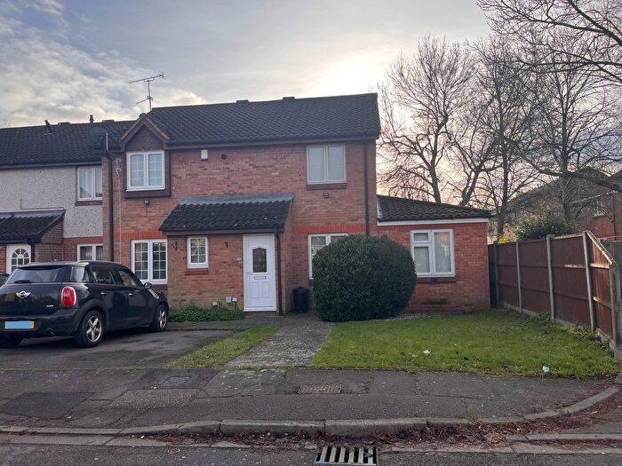 3 Bedroom End Of Terrace House To Rent In Lowdell Close, West Drayton, UB7