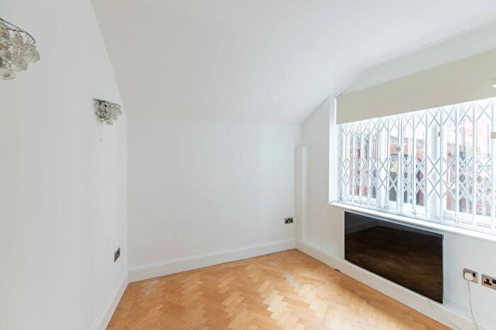 Studio To Rent In Lennox Gardens, Kensington And Chelsea, London, SW1X
