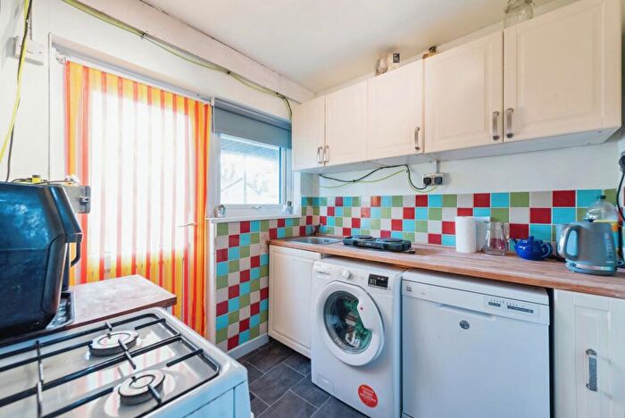 3 Bedroom Terraced House For Sale In Acacia Road, Southampton, Hampshire, SO19