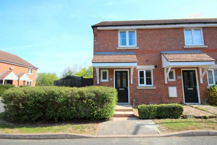 2 Bedroom End Of Terrace House To Rent In Maple Close, Pulloxhill, MK45