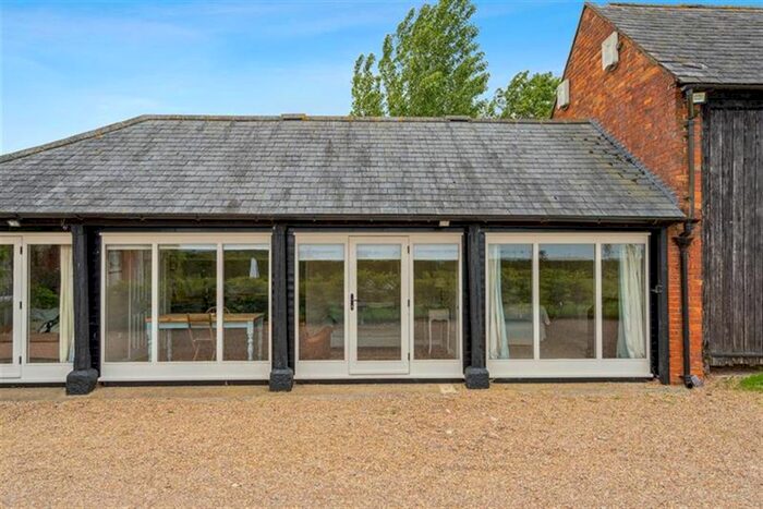 1 Bedroom Barn Conversion To Rent In The Annexe, Bourton, MK18