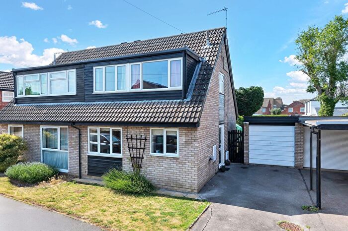 3 Bedroom Semi-detached House For Sale In Guntons Close, Soham, CB7