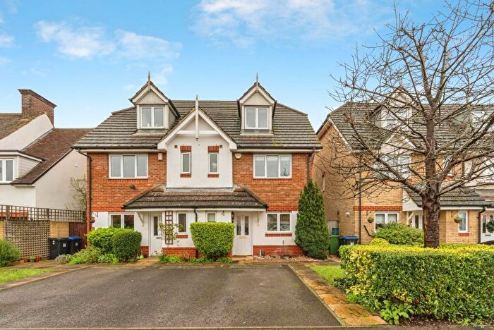 4 Bedroom Semi-Detached House For Sale In Chertsey Road, Byfleet, Surrey, KT14