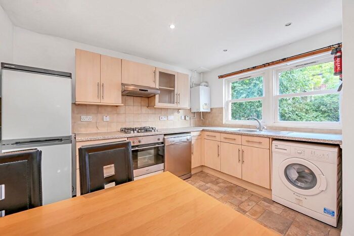 4 Bedroom Terraced House To Rent In Lockesfield Place, Isle Of Dogs, London, E14