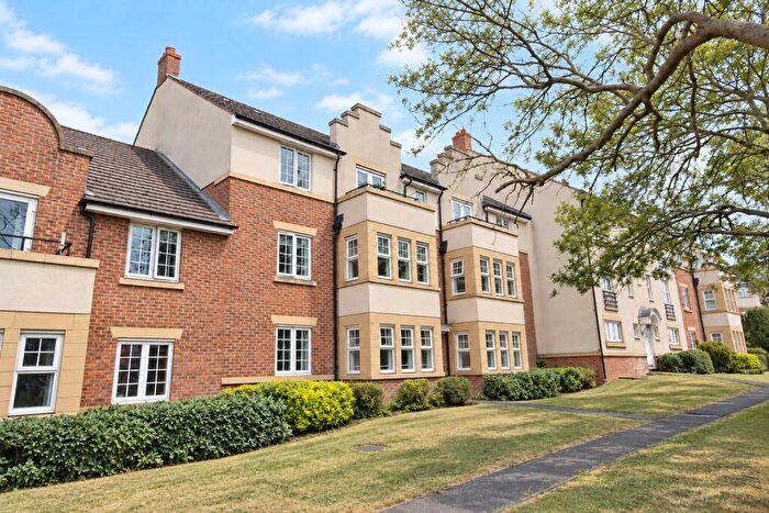 2 Bedroom Apartment For Sale In The Hawthorns, Flitwick, Bedfordshire, MK45