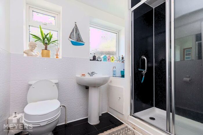 2 Bedroom Bungalow For Sale In Glendale Road, Bournemouth, BH6