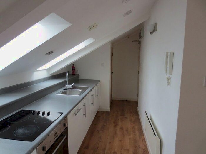 1 Bedroom Flat To Rent In Grainger Street, Newcastle Upon Tyne, NE1