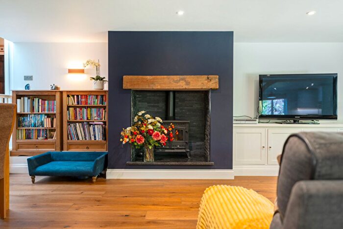 5 Bedroom Detached House For Sale In Rowhook Road, Rowhook, RH12