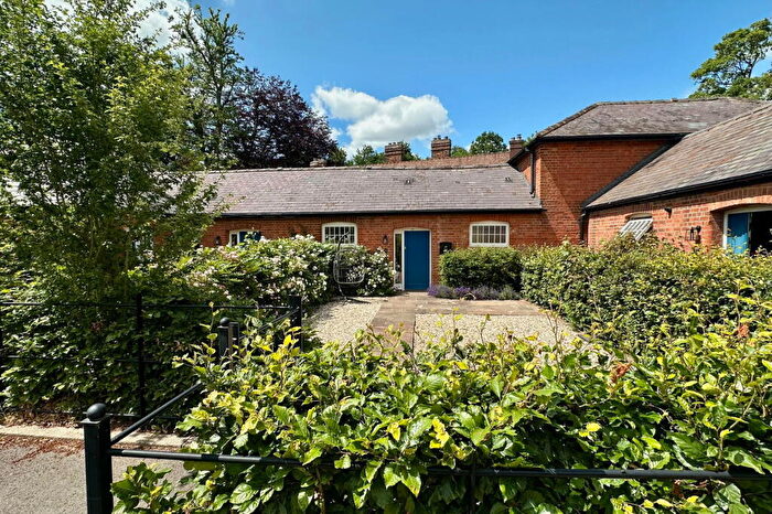 1 Bedroom Terraced House For Sale In Ratcliffe Court, Cholsey, OX10