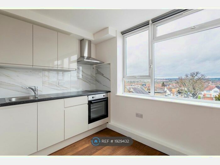 Studio To Rent In Rubens House, London, N3