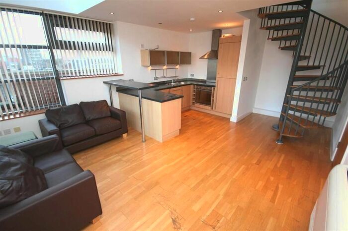 2 Bedroom Flat To Rent In Ellesmere Street, Manchester, M15