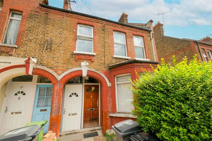 2 Bedroom Maisonette To Rent In Seymour Road, Leyton, E10