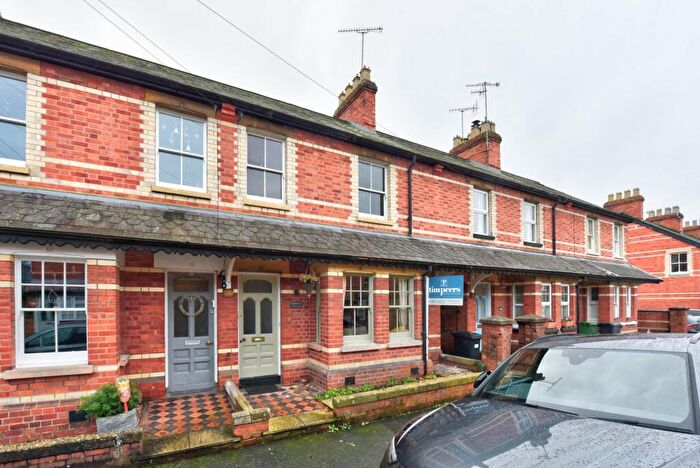 3 Bedroom Terraced House For Sale In Park Road, Henley On Thames, RG9