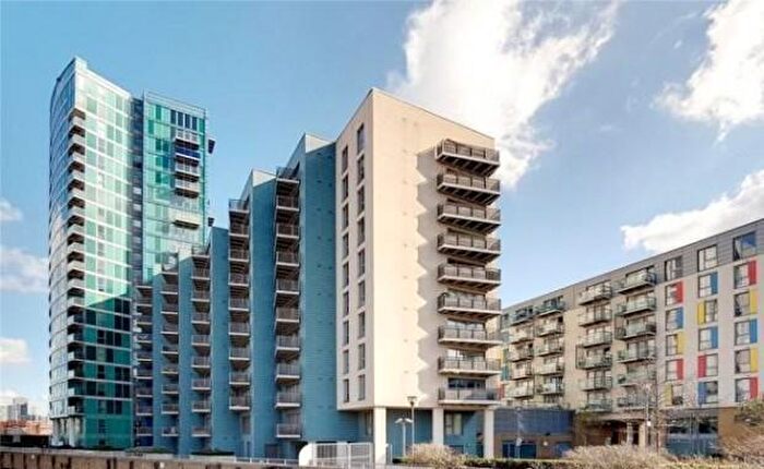 2 Bedroom Apartment To Rent In High Street, E15