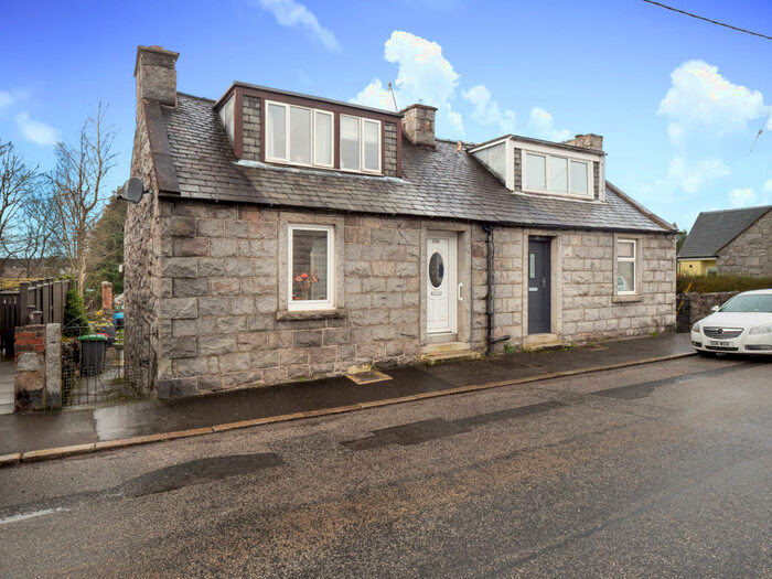 3 Bedroom Semi Detached House For Sale In High Street, Dalbeattie, DG5