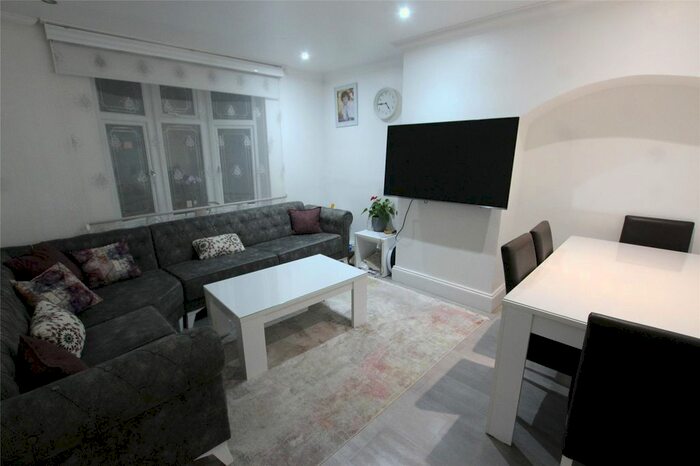 3 Bedroom Terraced House To Rent In Lillechurch Road, Dagenham RM8