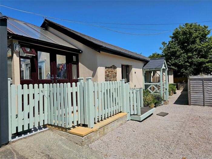 2 Bedroom Bungalow For Sale In Frithelstockstone, Torrington, EX38