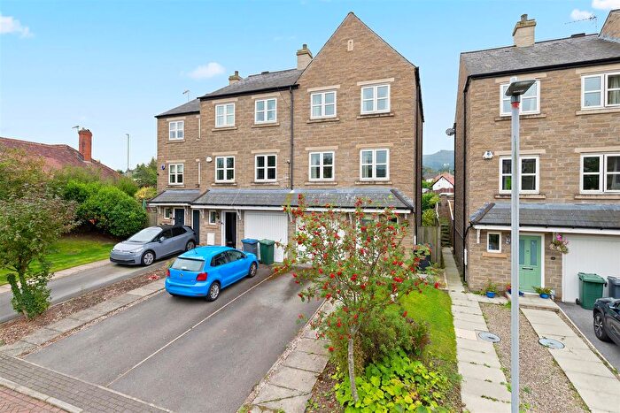 4 Bedroom Property For Sale In Low Beck, Ilkley, LS29