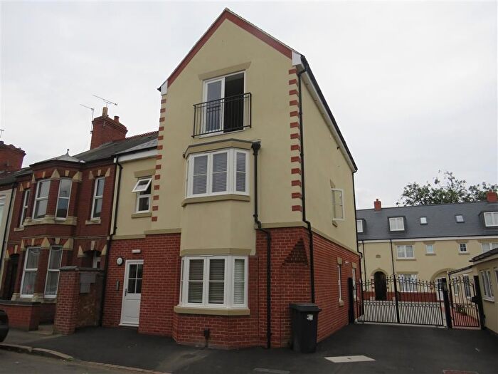 2 Bedroom Flat To Rent In Temple Street, Rugby, CV21
