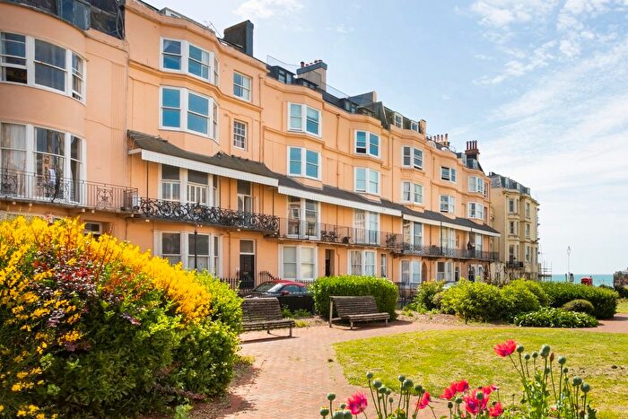 1 Bedroom Flat For Sale In Bedford Square, Brighton, BN1