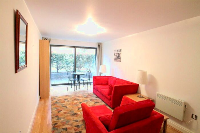 1 Bedroom Flat To Rent In Montaigne Close, London, SW1P