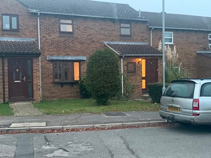 3 Bedroom Terraced House To Rent In Chilcombe Way, Lower Earley, Reading, RG6