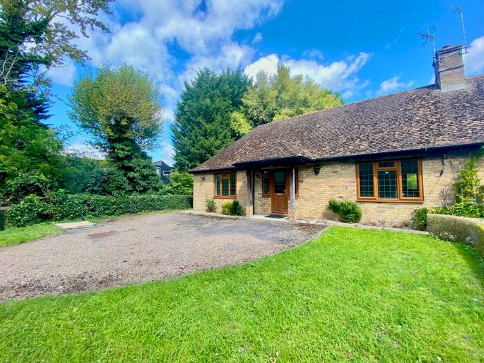 2 Bedroom House To Rent In Drayton Beauchamp, HP22