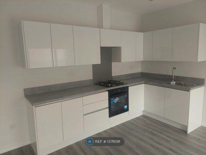 2 Bedroom Flat To Rent In Westerfield Road, London, N15