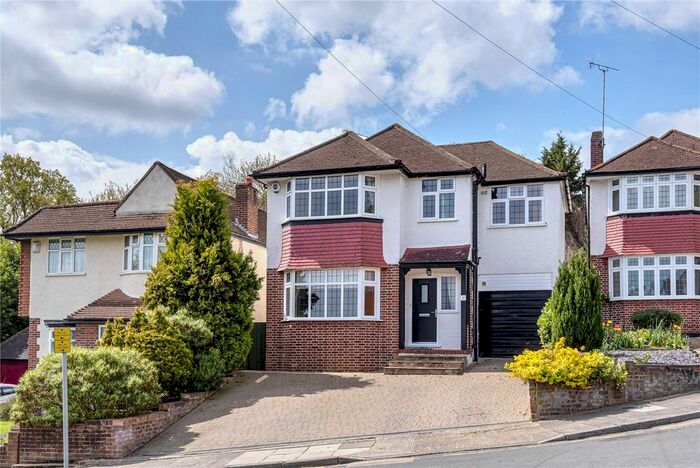 4 Bedroom Detached House To Rent In Hillview Crescent, Orpington, Kent, BR6