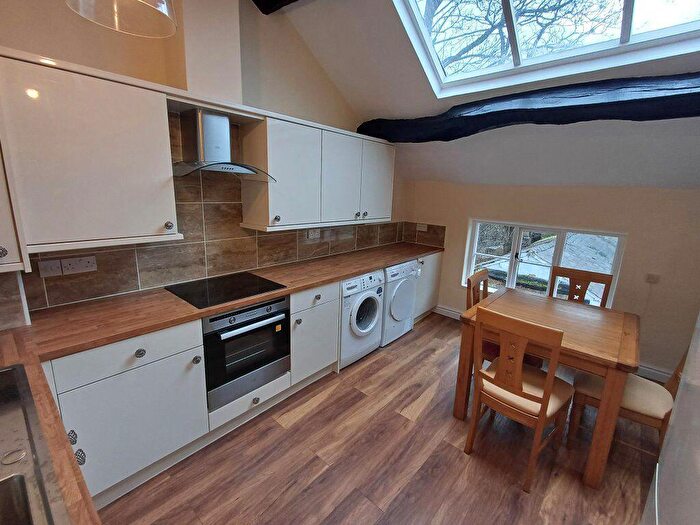 2 Bedroom Apartment To Rent In Unicorn House, Prestbury, SK10