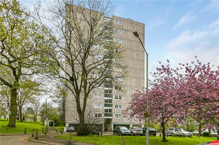 1 Bedroom Flat To Rent In Tunworth Crescent, Roehampton, SW15