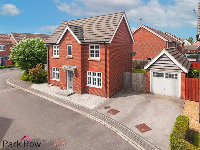 4 Bedroom Detached House For Sale In Saxon Mews, Sherburn In Elmet, Leeds, LS25
