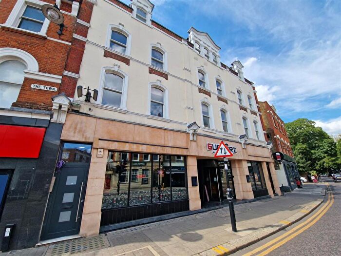 1 Bedroom Apartment To Rent In Silver Street, Enfield Town, EN1