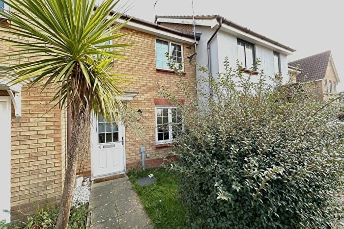 2 Bedroom Terraced House To Rent In Salk Road, NR31