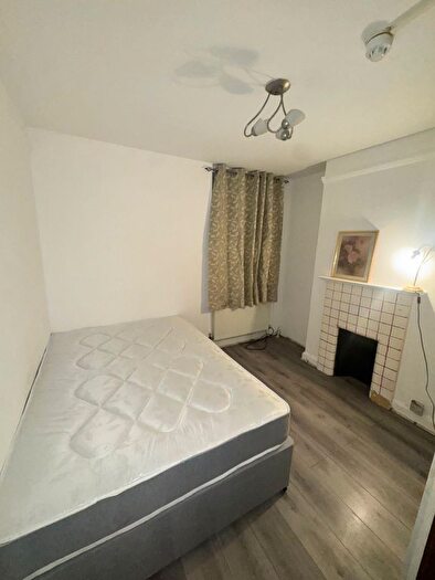 Property To Rent In George Lane, South Woodford, East London, E18