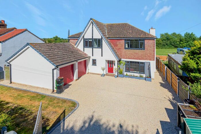 4 Bedroom Detached House For Sale In Roughton Road, Kirkby-On-Bain, Woodhall Spa, LN10