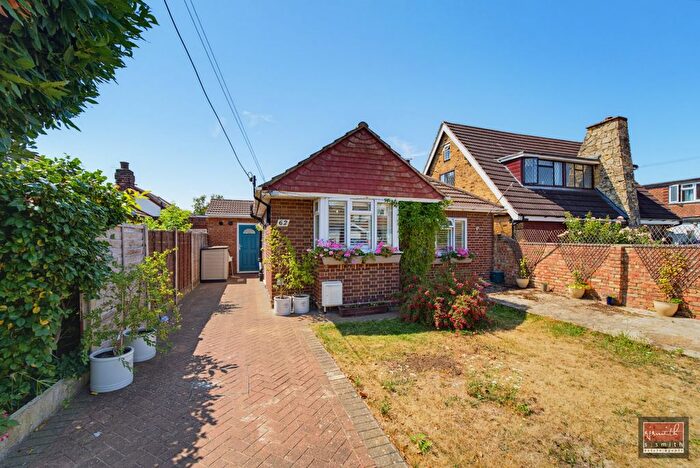 2 Bedroom Detached Bungalow For Sale In Ashgrove Road, Ashford, TW15