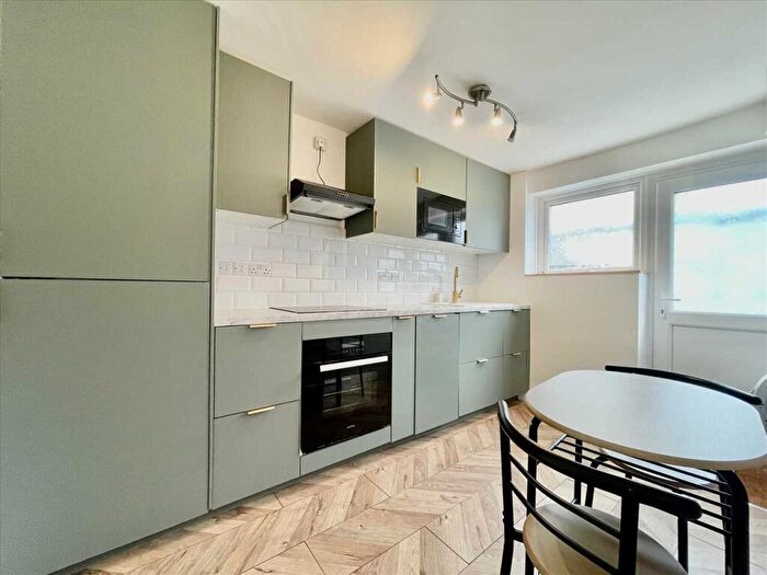 2 Bedroom House To Rent In Adelaide Street Ope, Plymouth, Plymouth, PL1