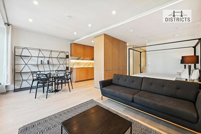 Apartment For Sale In Park Drive, London, E14