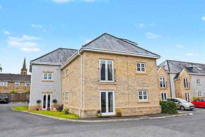 3 Bedroom Flat For Sale In Spring Meadow, Clitheroe, BB7