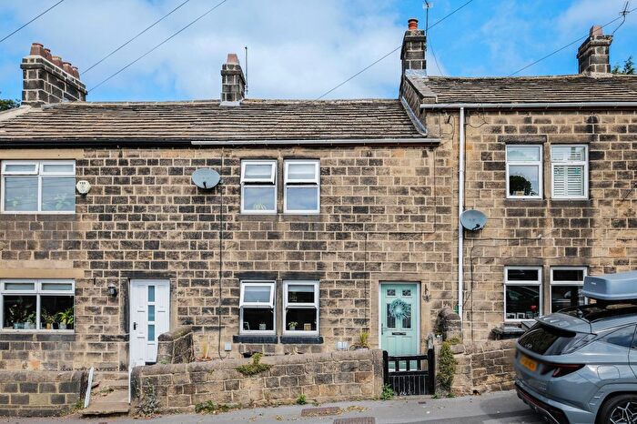 3 Bedroom Terraced House For Sale In Micklefield Lane, Rawdon, Leeds, West Yorkshire, LS19