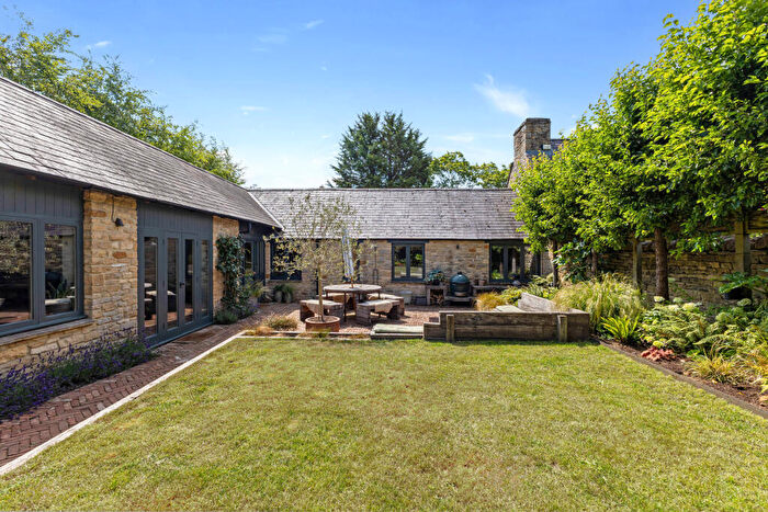 3 Bedroom House For Sale In Manor Barns, Idbury, Oxfordshire, OX7