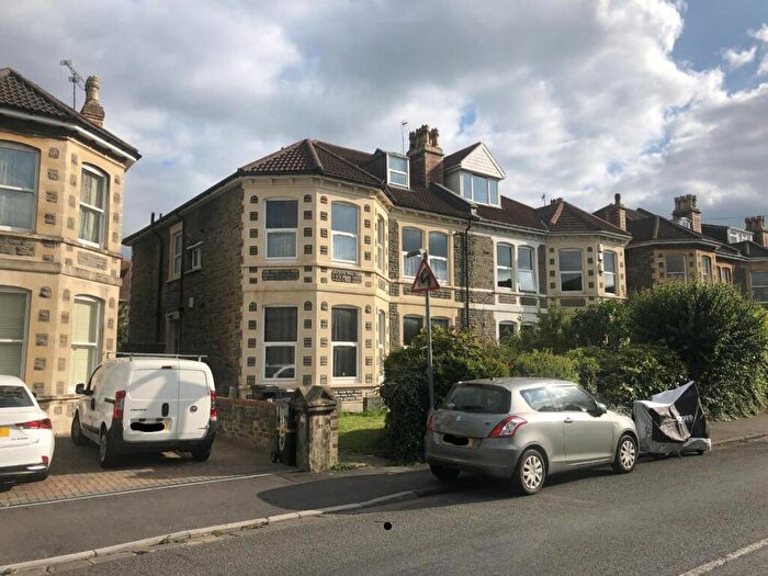 3 Bedroom Maisonette To Rent In Chesterfield Road, St. Andrews, Bristol, BS6